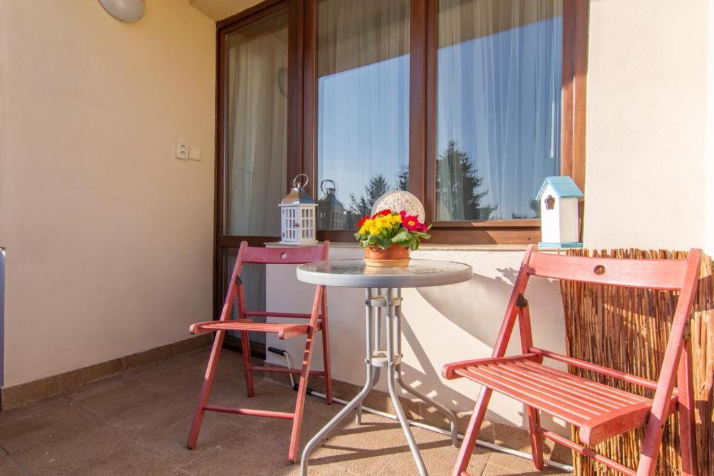 Apartman U Nas Doma Breclav Exterior photo